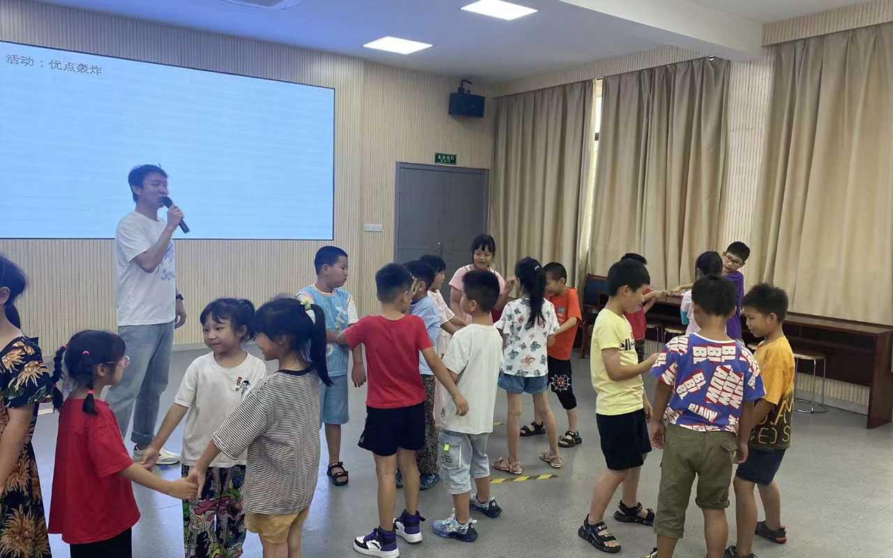 青田龙观乡中心学校